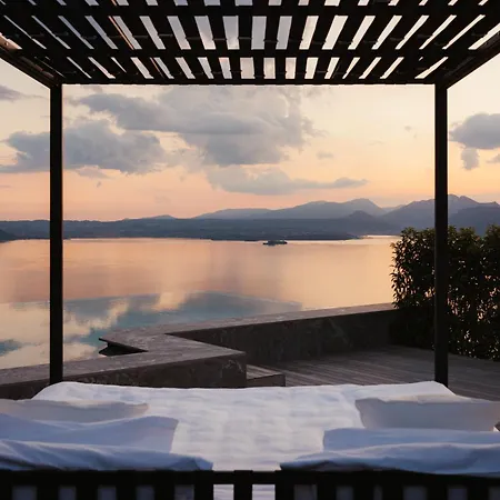 Cape Of Senses 5* Torri Del Benaco